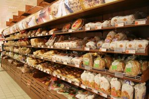 Rafturi comerciale pentru paine